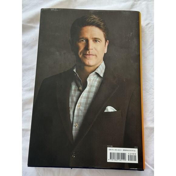 Dead Fall: A Thriller (22) (The Scot Harvath Series) - Hardcover - VERY GOOD - Picture 2 of 4